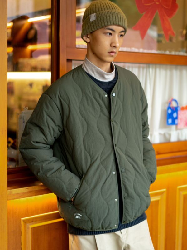 メンズスムースパデッドジャケット 軽量 防風 防寒 都会的カジュアルスタイル