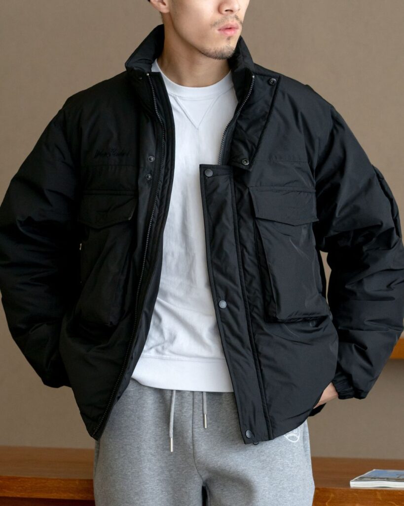 柔らかな素材で着心地の良い中綿ブルゾン